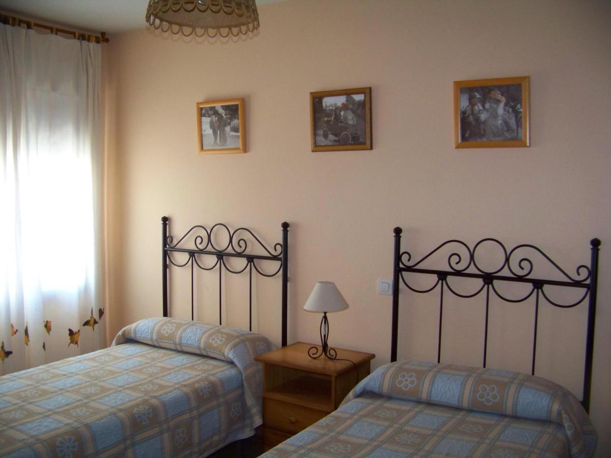 Casa Rural La Morena Castroverde de Cerrato Bagian luar foto