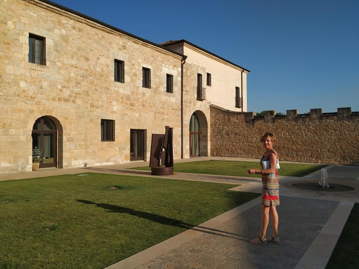 Casa Rural La Morena Castroverde de Cerrato Bagian luar foto